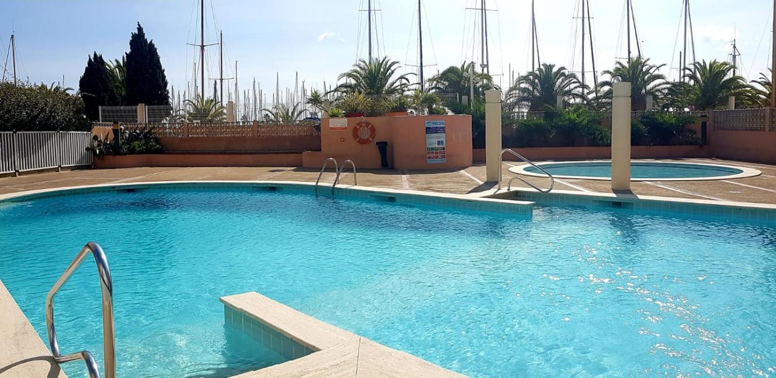 T2 Sur Le Port Avec Parking Apartment Груисан Екстериор снимка