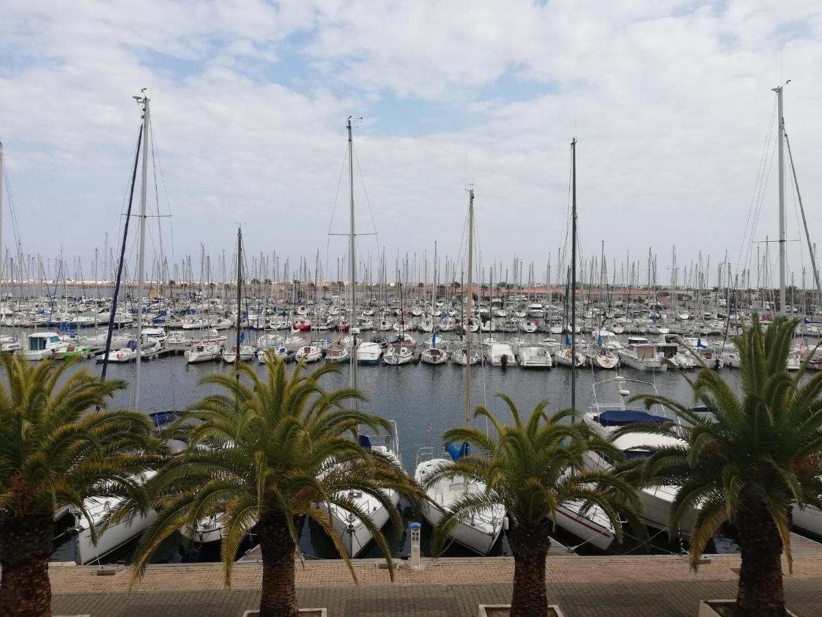 T2 Sur Le Port Avec Parking Apartment Груисан Екстериор снимка